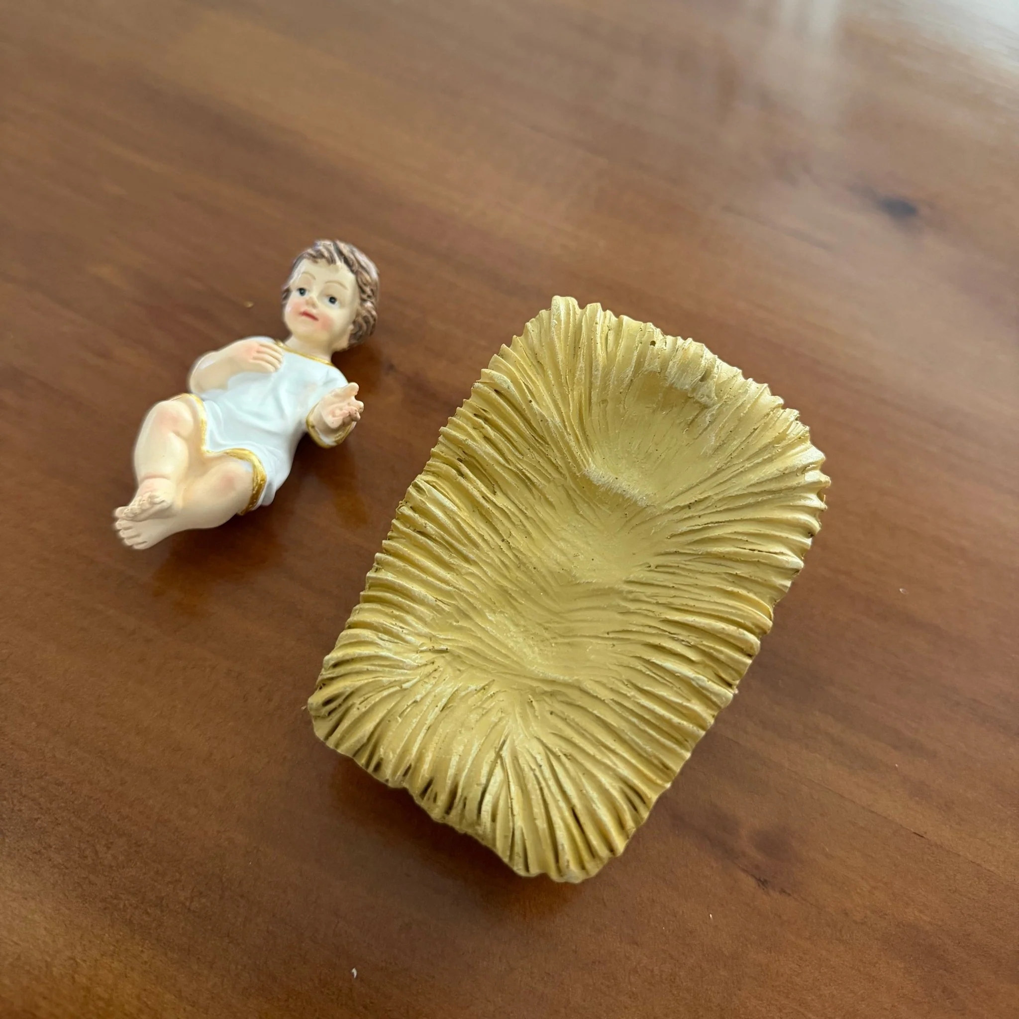 Baby Jesus Figurine for Christmas Nativity – Handcrafted Resin Statue 1.6" x 3.2" x 1.9" - Image 3
