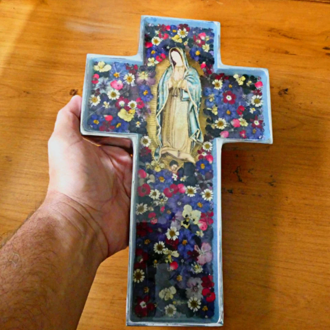Virgen de Guadalupe Grand Wall Cross w/ Pressed Flowers 11" - Image 3