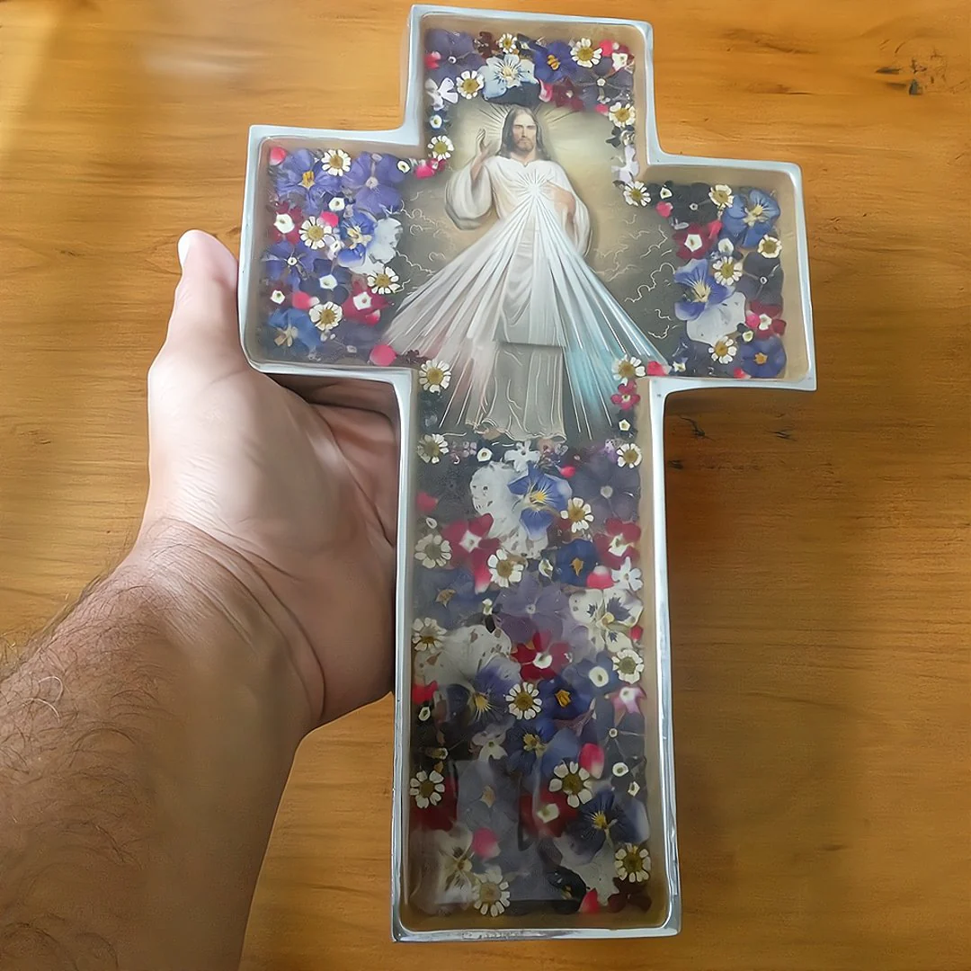 Divine Mercy Grand Wall Cross w/ Pressed Flowers 11" - Image 3