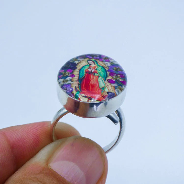 Guadalupe Oval Adjustable Ring w/ Pressed Flowers 1" x 0.7" - Image 4