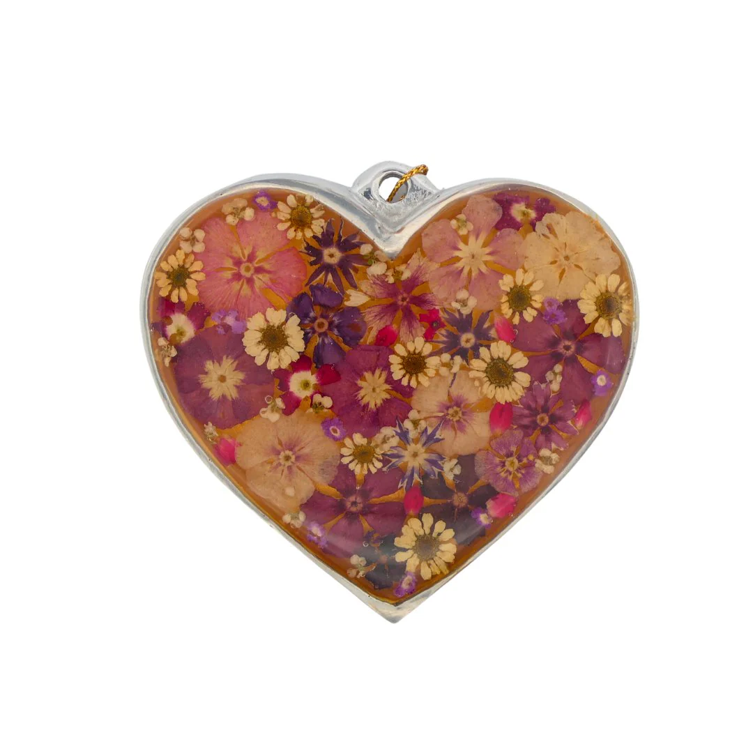 Wall Heart-Shaped Frame w/ Pressed Flowers 4" x 3" - Image 10