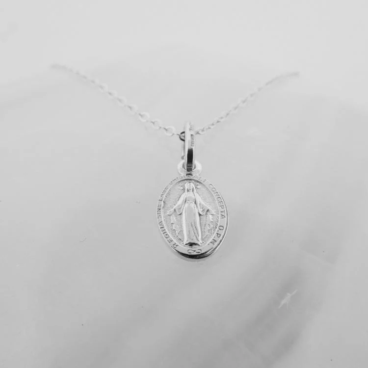Silver Miraculous Mary Small Necklace 18-inch - Image 3