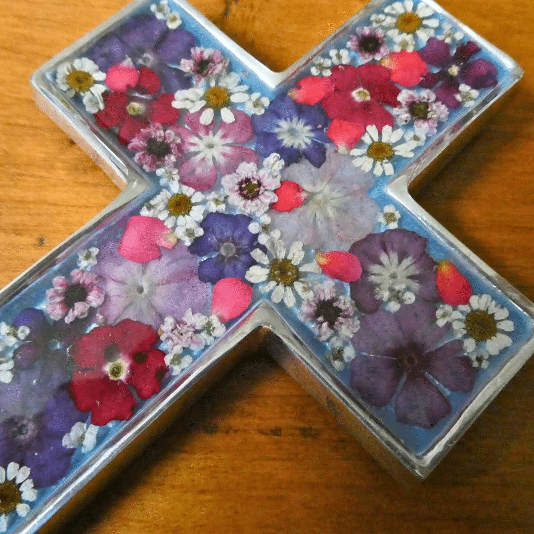 Pressed Flowers Wall Cross 6.5" - Image 4
