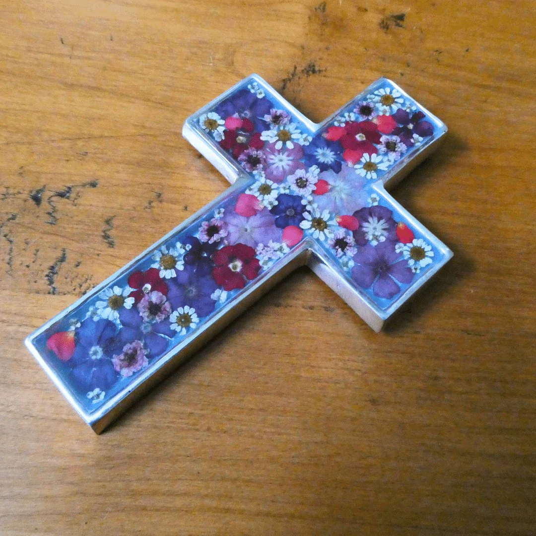Pressed Flowers Wall Cross 6.5" - Image 5