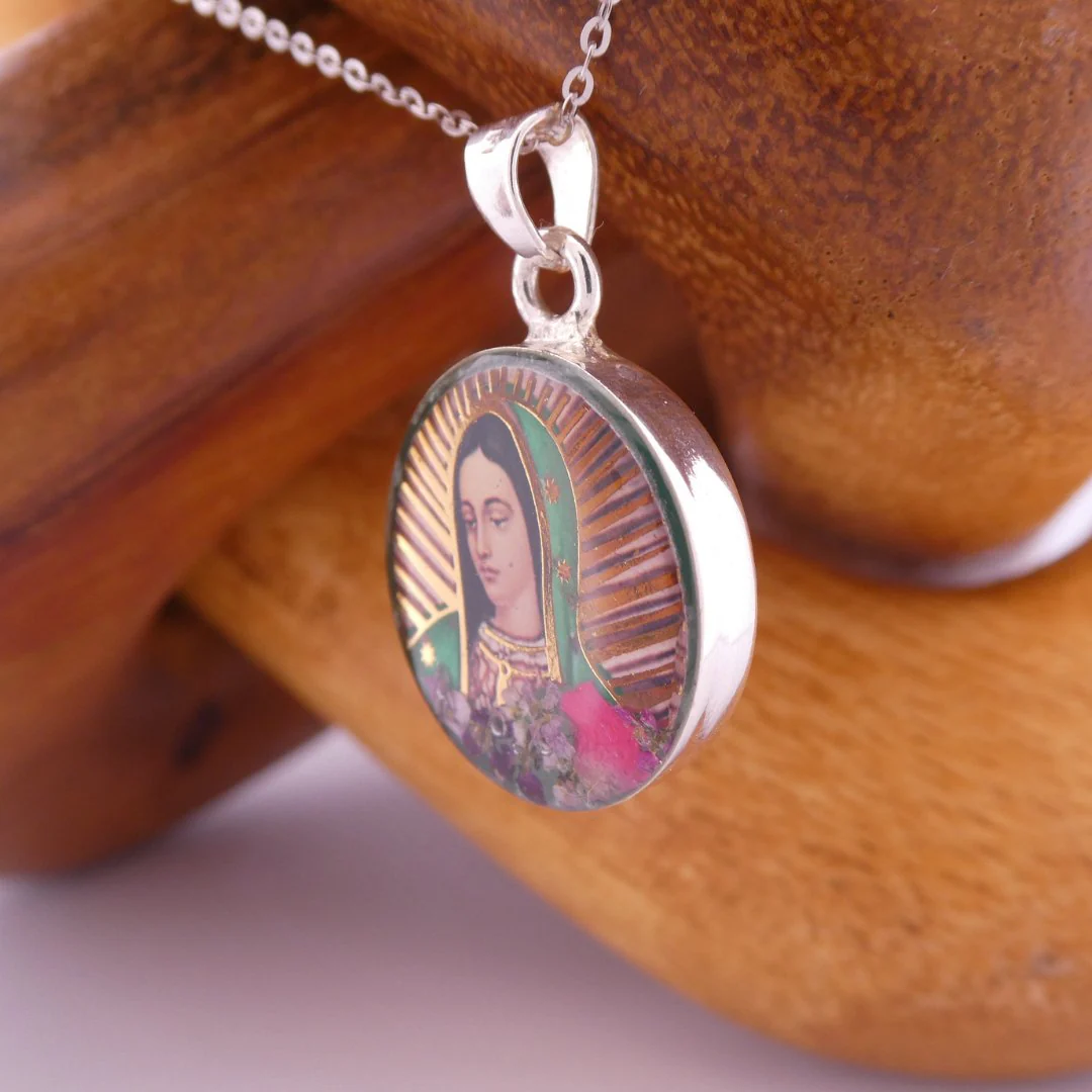 Our Lady of Guadalupe Mini Round Pendant w/ Pressed Flowers 18-inch - Image 4