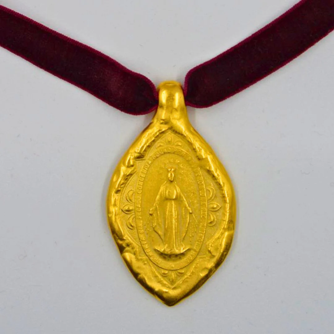Gold-Plated Our Lady of Grace Necklace III 22-inch - Image 4
