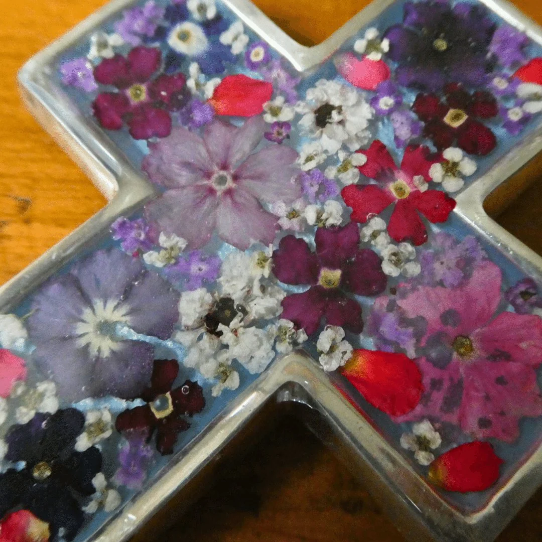Pressed Flower Cross 4.5" - Image 3