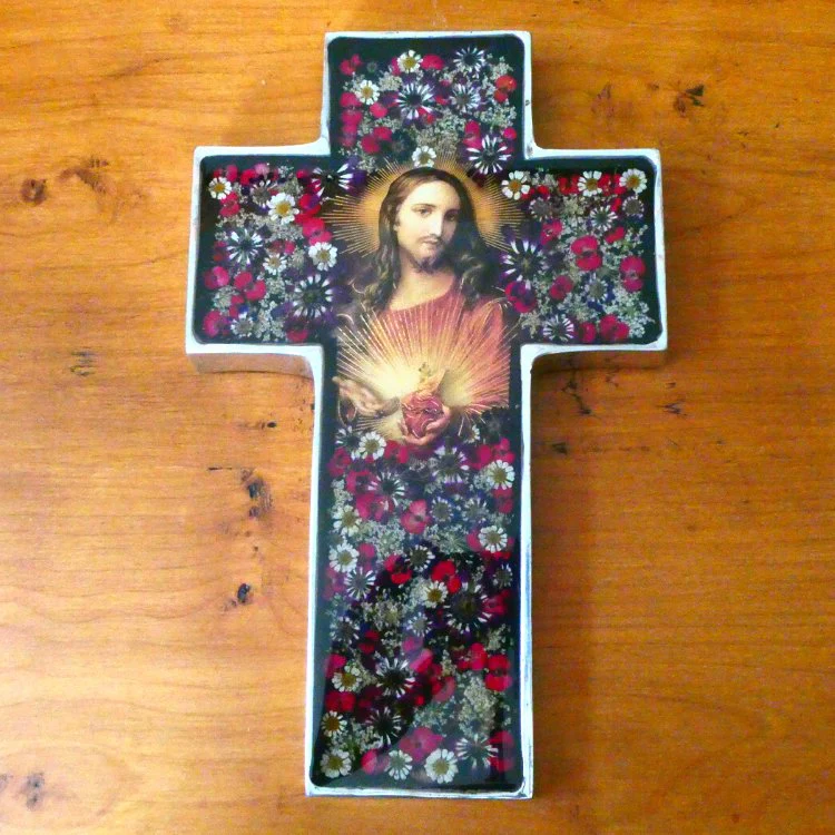 Sacred Heart Grand Wall Cross w/ Pressed Flowers 11" - Image 6