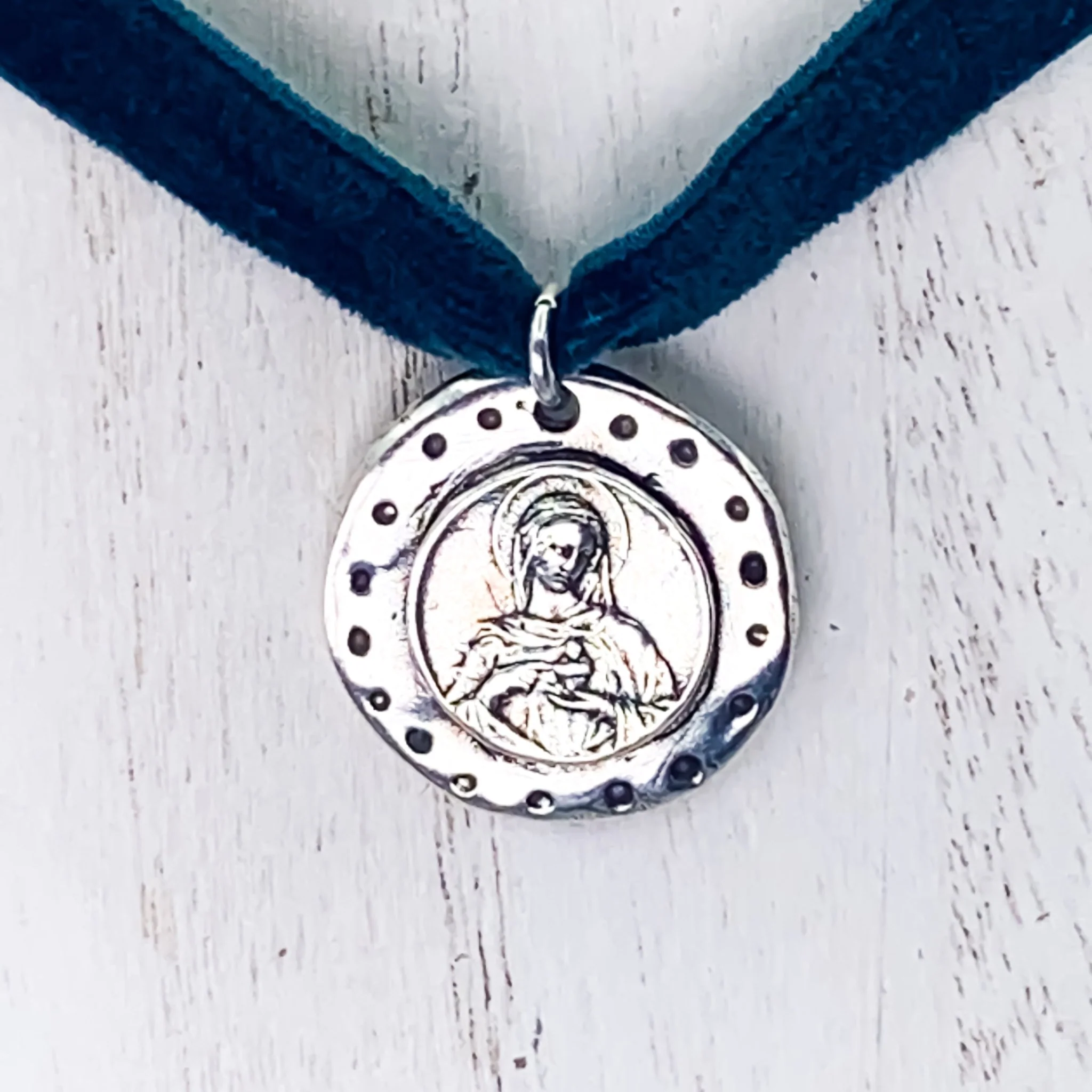 Silver-Plated Mary's Velvet Necklace 18-inch - Image 3