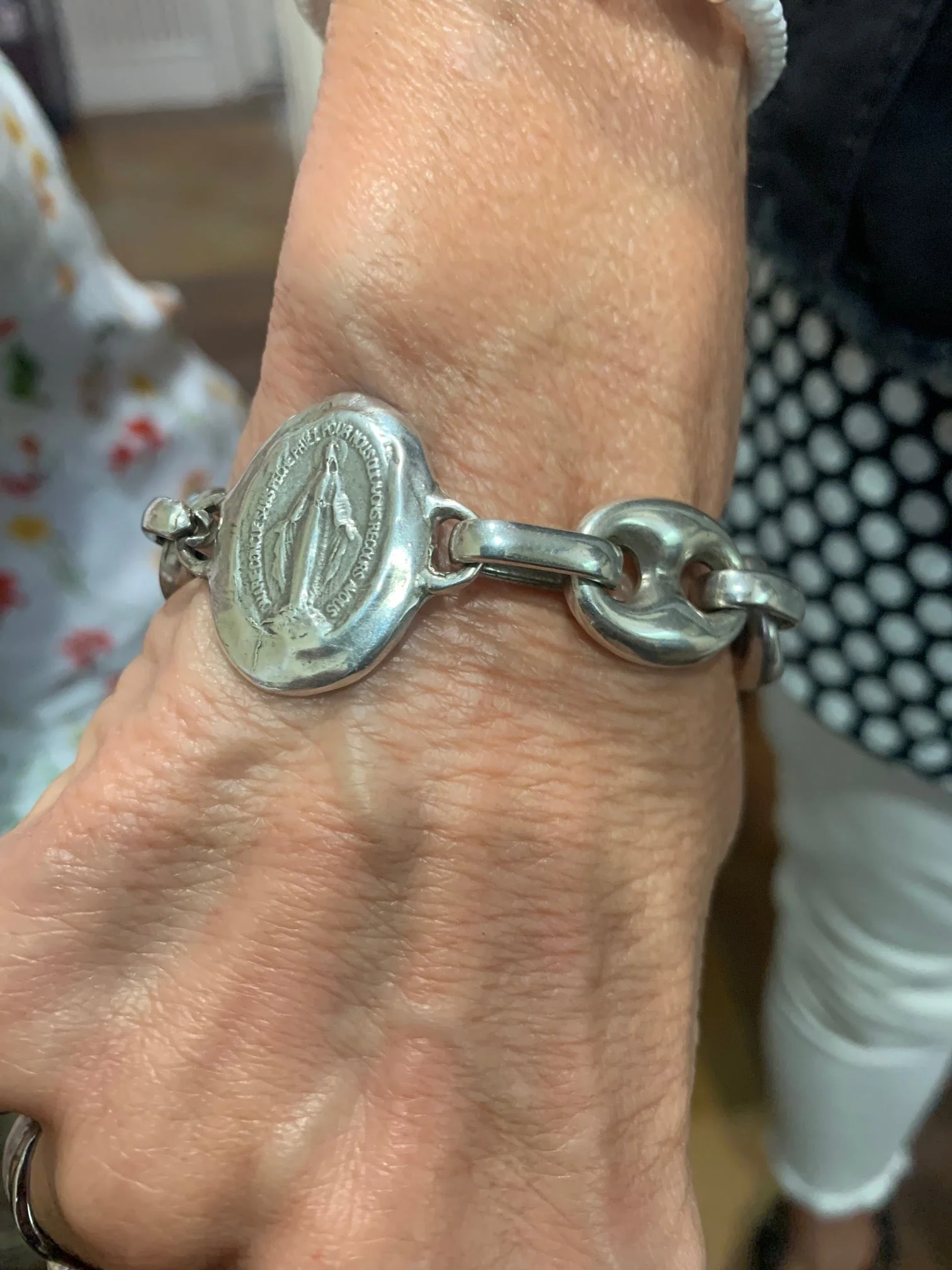 Silver-Plated Miraculous Medal Chain Bracelet-7-inch - Image 2