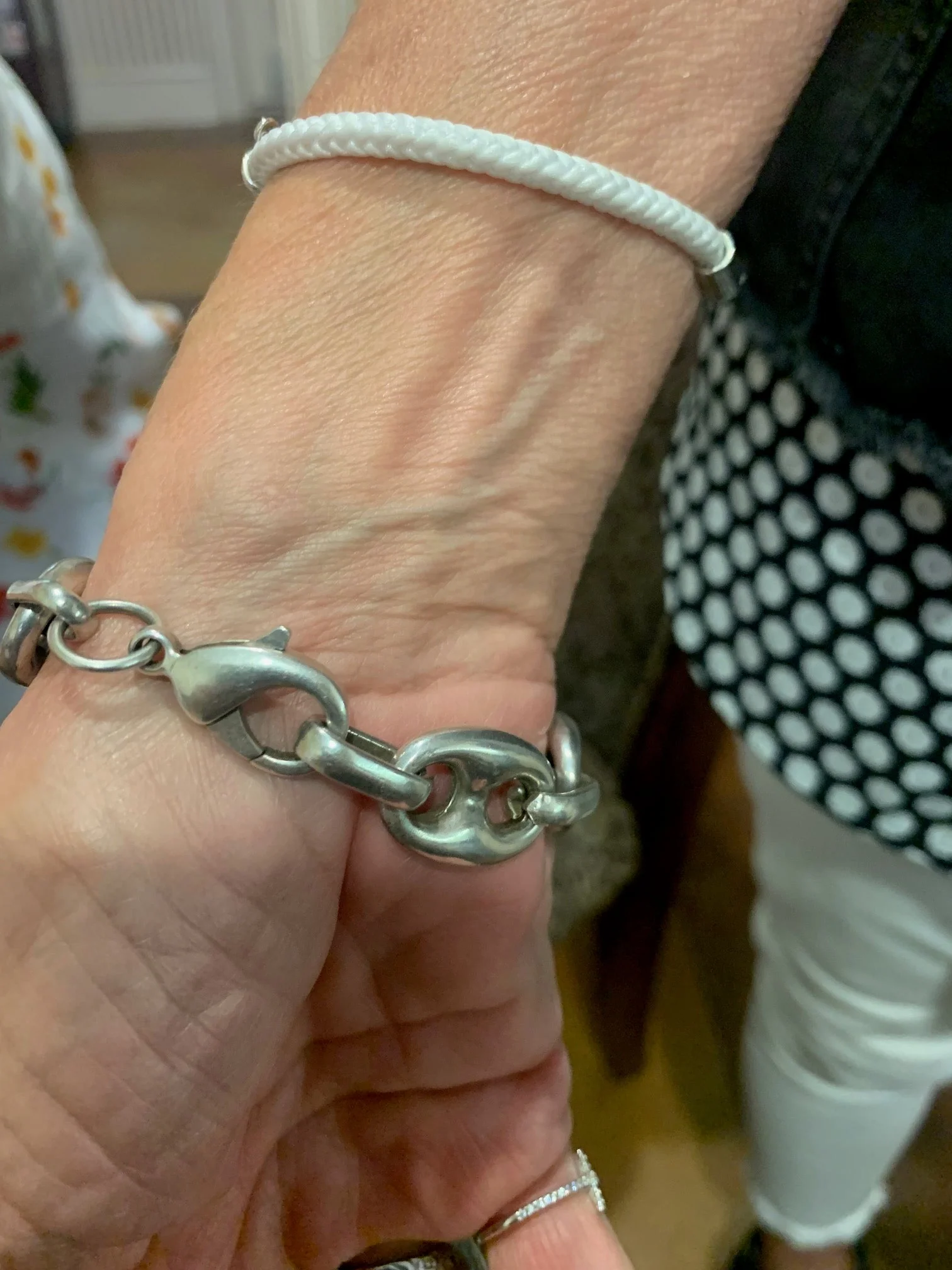 Silver-Plated Miraculous Medal Chain Bracelet-7-inch - Image 3