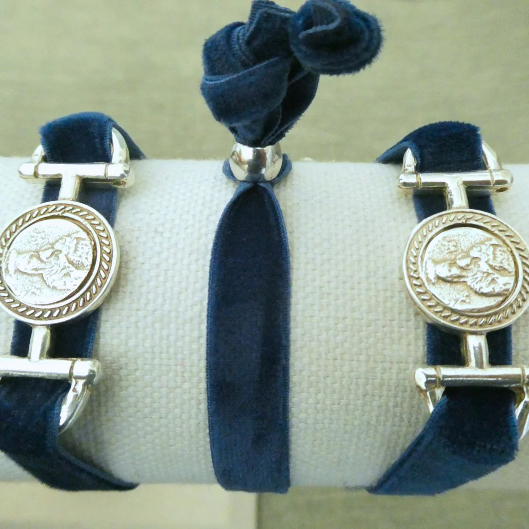 Silver-Plated Our Lady of Perpetual Help Velvet Bracelet 7.5" - Image 4