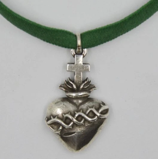 Silver-Plated Sacred Heart of Christ Necklace 22-inch - Image 7