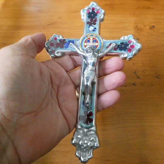 Baroque Wall Small Crucifix w/ Pressed Flowers & St. Benedict Medal 7.5" - Image 3