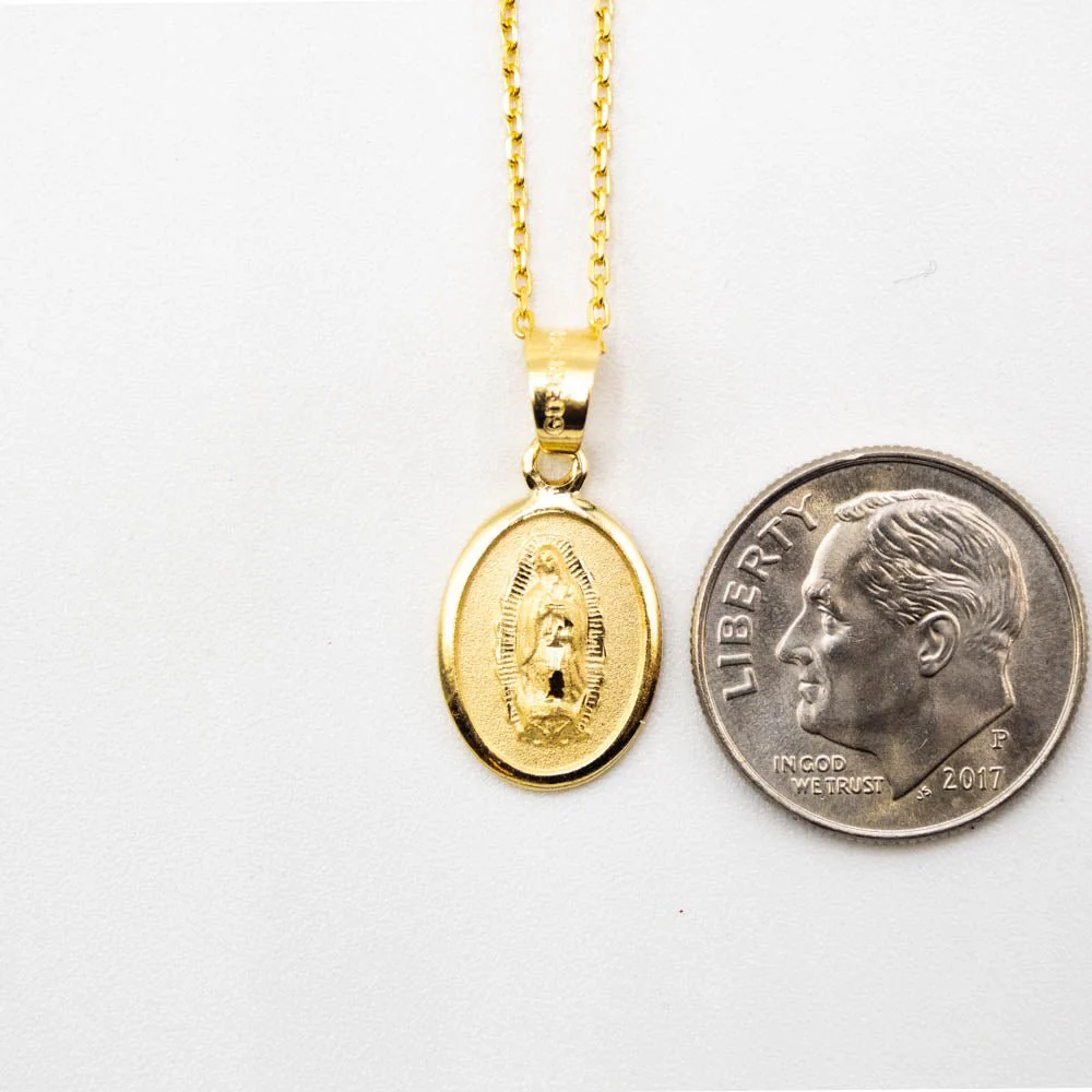 Gold Guadalupe Mini Oval Necklace 18-inch - Image 4