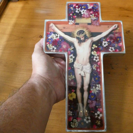 Grand Wall Crucifix w/ Pressed Flowers 11" - Image 3